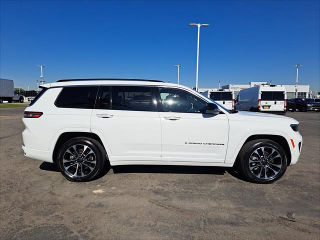 2022 Jeep Grand Cherokee L Overland 4x4