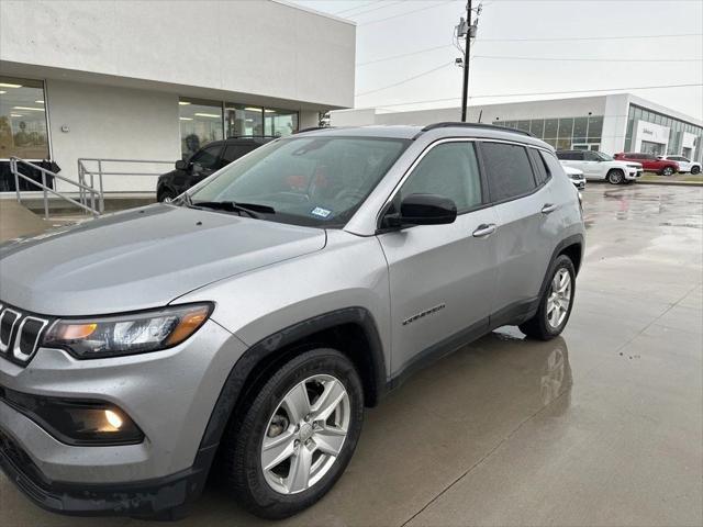 2022 Jeep Compass Latitude FWD