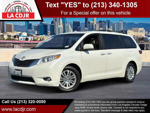 2017 Toyota Sienna XLE 8 Passenger