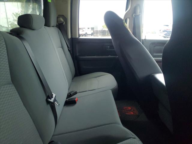 2018 RAM 1500 Express Quad Cab 4x4 64 Box