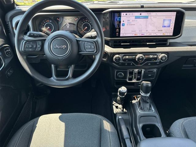 2025 Jeep Gladiator GLADIATOR NIGHTHAWK 4X4