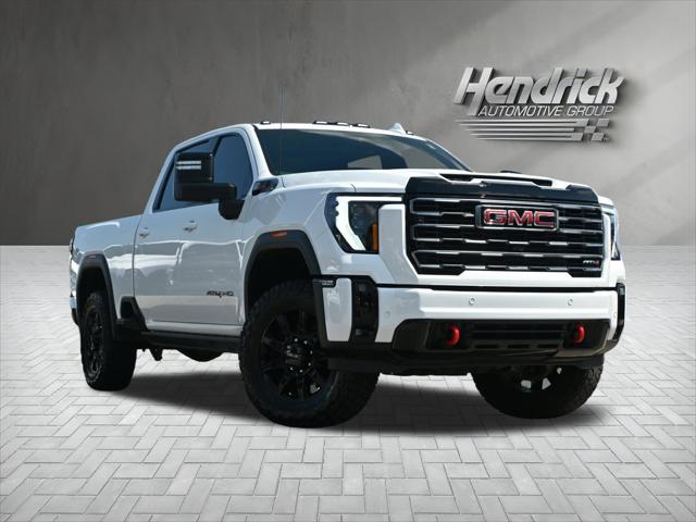 2025 GMC Sierra 2500HD 4WD Crew Cab Standard Bed AT4