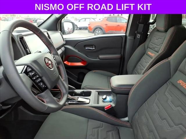 2025 Nissan Frontier Crew Cab PRO-4X 4x4