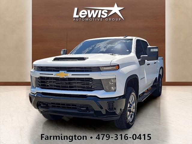 2024 Chevrolet Silverado 2500HD 4WD Crew Cab Standard Bed Custom