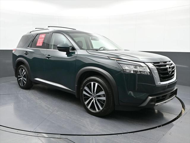2024 Nissan Pathfinder Platinum FWD