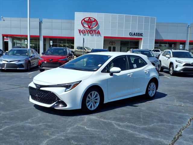 2025 Toyota Corolla Hatchback SE