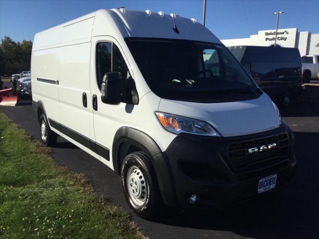 2025 RAM ProMaster 2500 Cargo Van Tradesman High Roof 159 WB w/Pass Seat