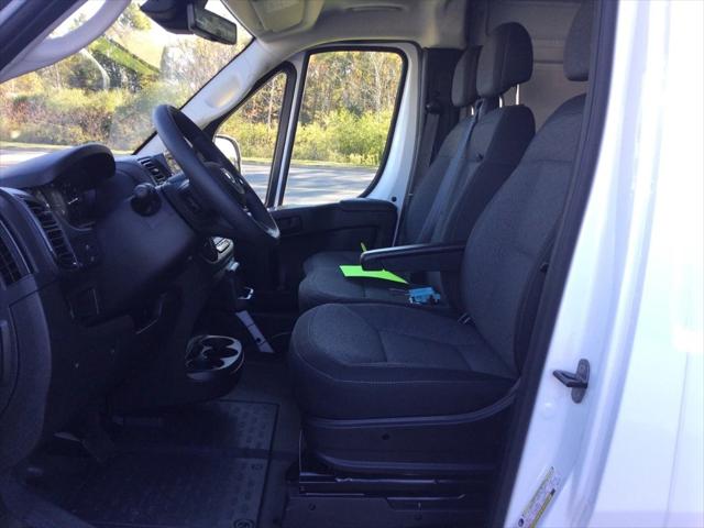2025 RAM ProMaster 2500 Cargo Van Tradesman High Roof 159 WB w/Pass Seat
