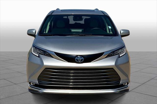 2023 Toyota Sienna Limited