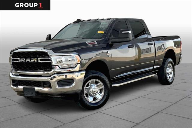 2024 RAM 2500 Tradesman Crew Cab 4x4 64 Box