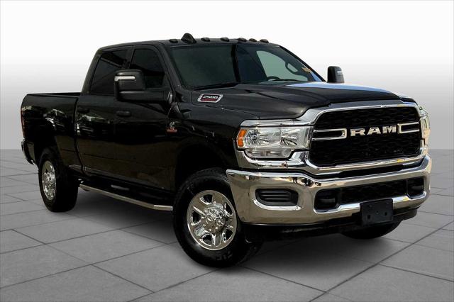2024 RAM 2500 Tradesman Crew Cab 4x4 64 Box
