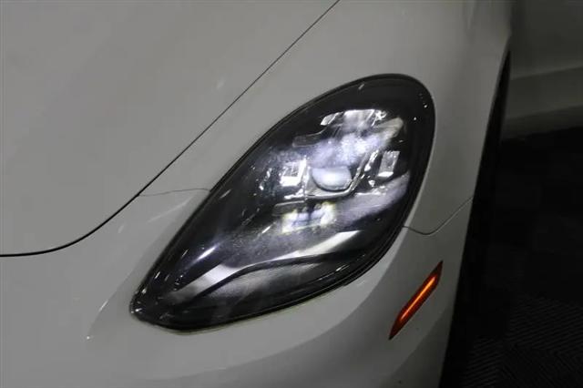 2019 Porsche Panamera Standard