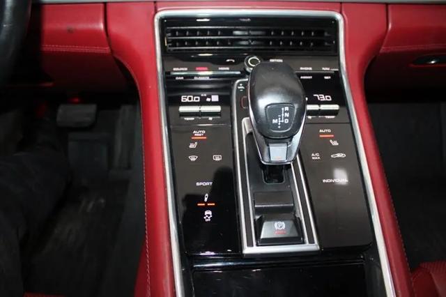 2019 Porsche Panamera Standard