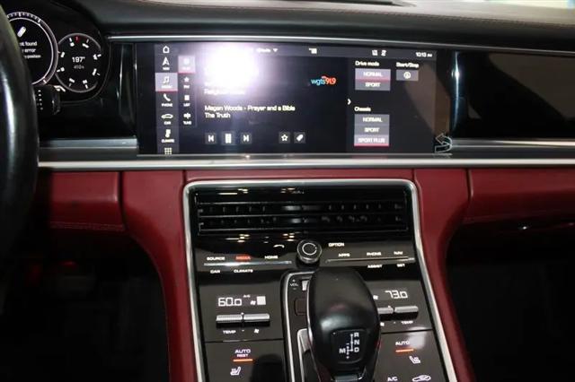 2019 Porsche Panamera Standard