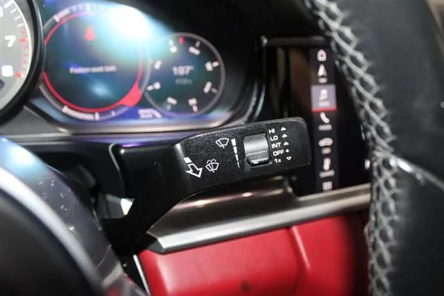 2019 Porsche Panamera Standard