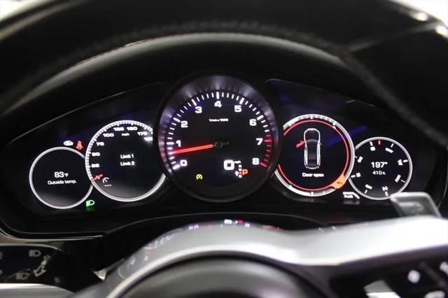 2019 Porsche Panamera Standard