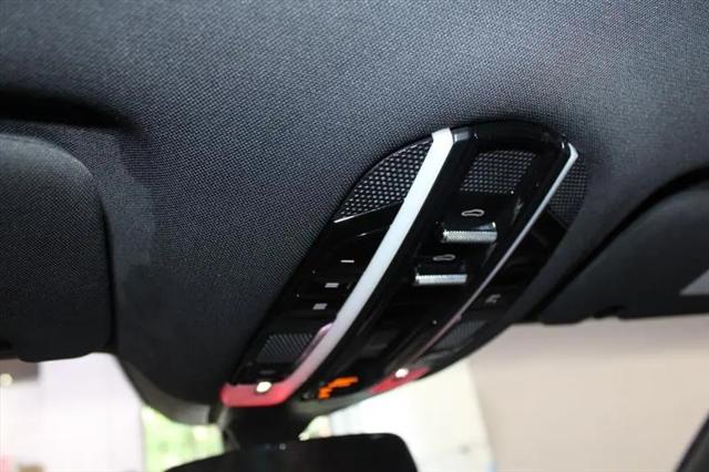 2019 Porsche Panamera Standard