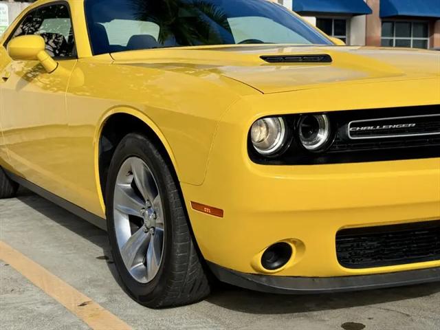 2017 Dodge Challenger SXT