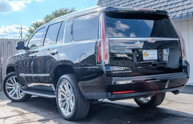 2016 Cadillac Escalade Luxury Collection