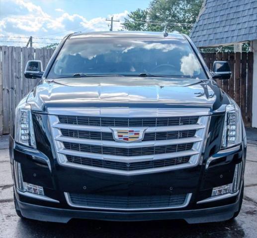 2016 Cadillac Escalade Luxury Collection