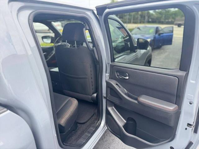 2023 Nissan Frontier Crew Cab PRO-X 4x2
