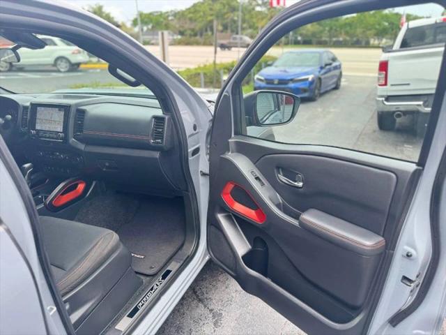 2023 Nissan Frontier Crew Cab PRO-X 4x2