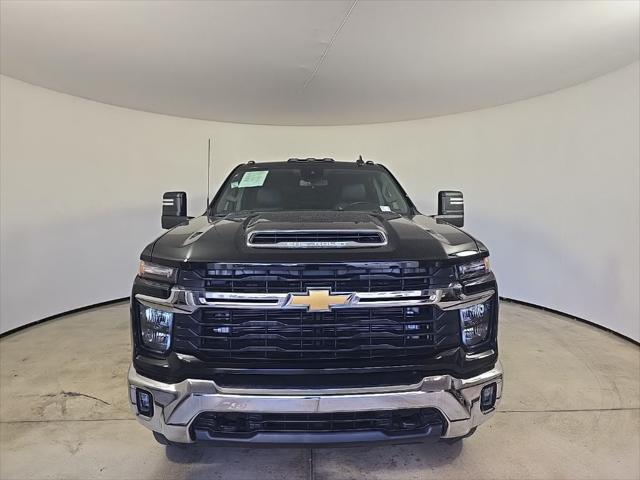 2024 Chevrolet Silverado 2500HD 4WD Crew Cab Standard Bed LT