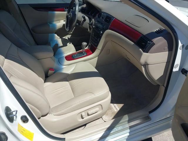 2004 Lexus ES 330 4dr Sdn