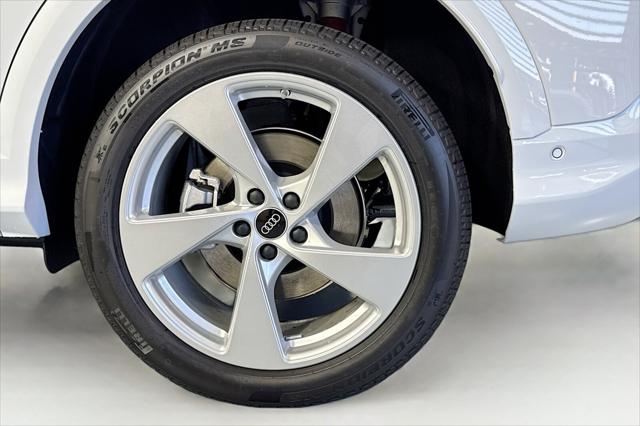 2025 Audi Q5 Premium Plus TFSI quattro S tronic