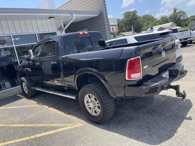 2017 RAM 2500 Laramie Crew Cab 4x4 64 Box