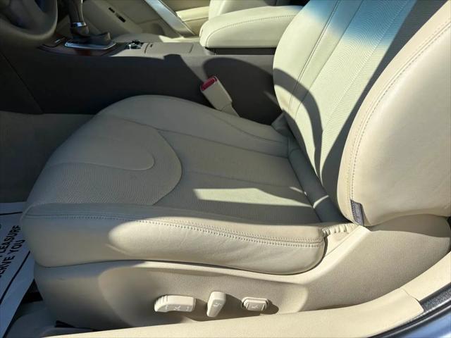 2009 INFINITI G37 G37