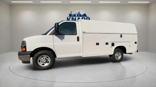 2025 Chevrolet Express Cutaway Work Van