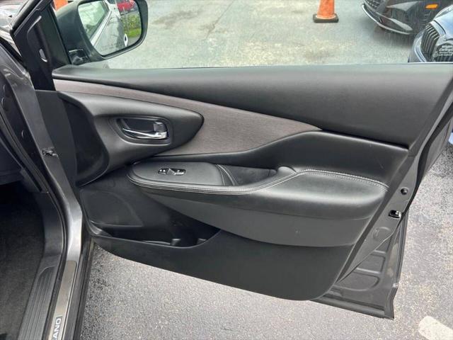 2023 Nissan Murano SL FWD