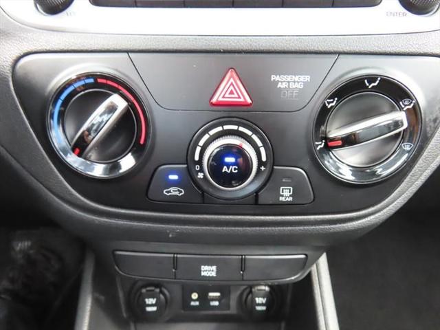 2020 Hyundai Accent SE