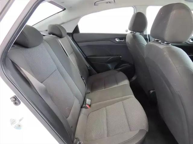 2020 Hyundai Accent SE