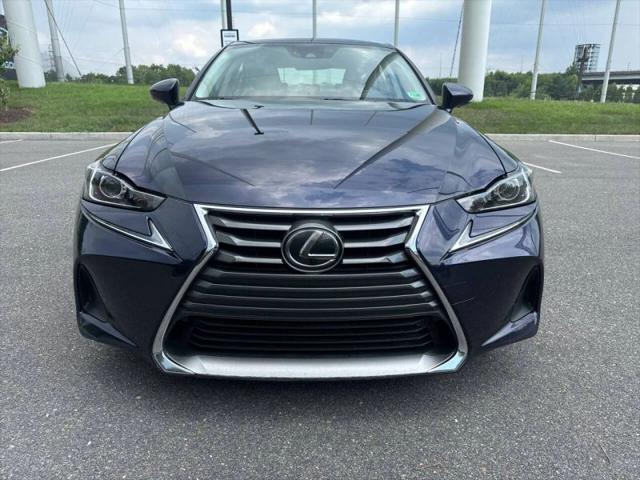 2018 Lexus IS 300 300