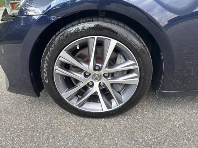 2018 Lexus IS 300 300