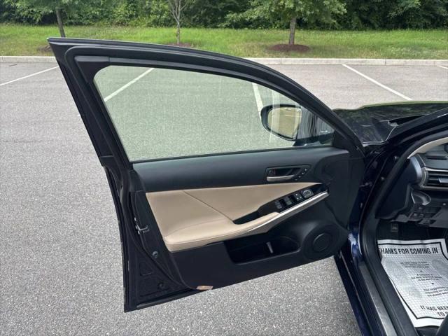 2018 Lexus IS 300 300