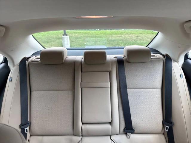 2018 Lexus IS 300 300