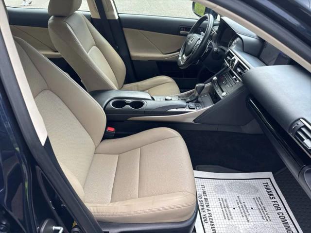 2018 Lexus IS 300 300