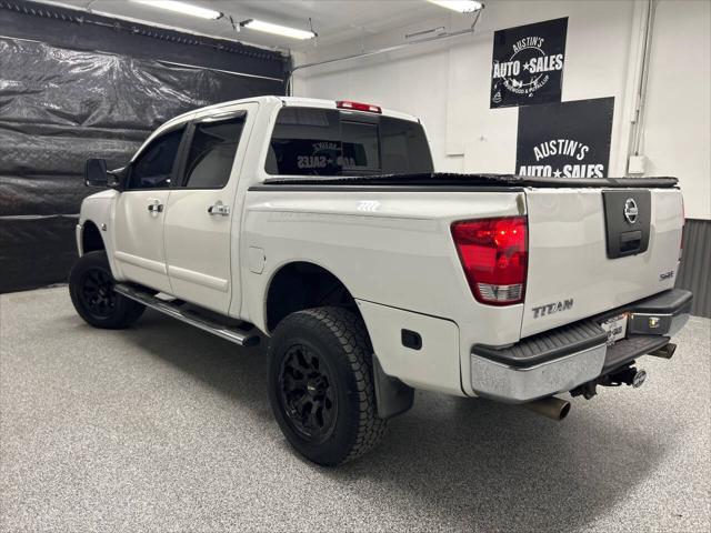 2004 Nissan Titan LE