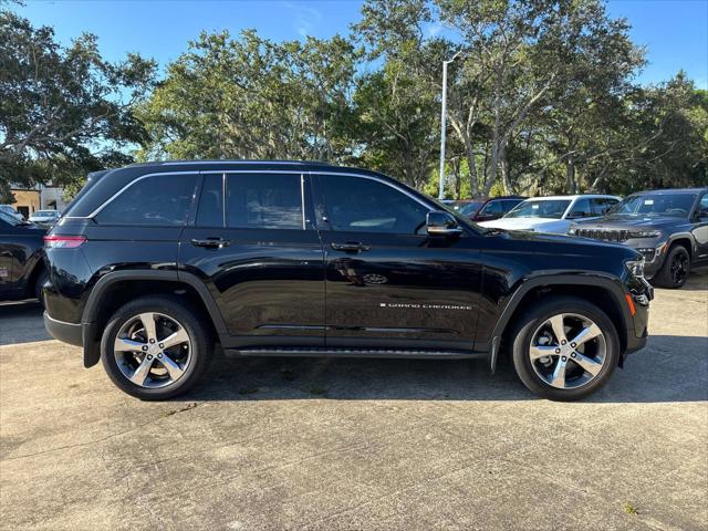2022 Jeep Grand Cherokee Limited 4x4 2022 Jeep Grand Cherokee Limited 4x4