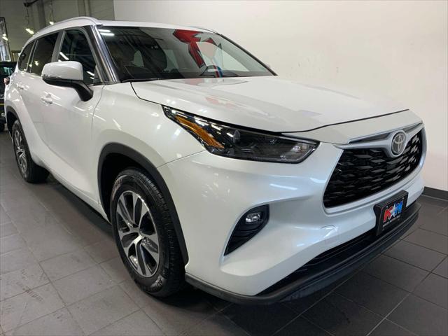 2023 Toyota Highlander XLE 2023 Toyota Highlander XLE