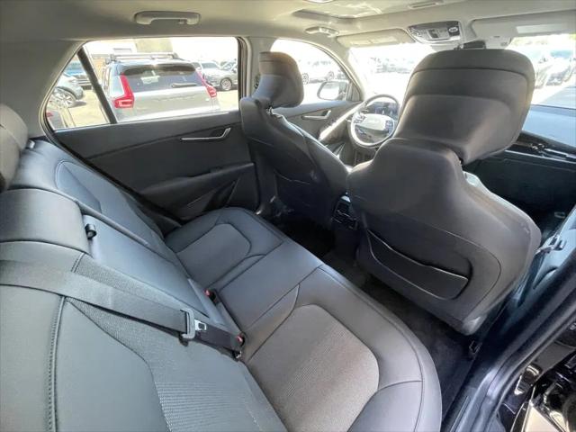 2023 Kia Niro EX Touring
