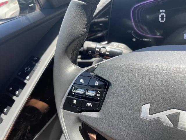 2023 Kia Niro EX Touring