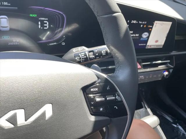 2023 Kia Niro EX Touring