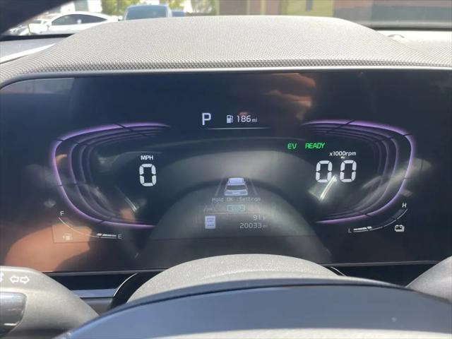 2023 Kia Niro EX Touring