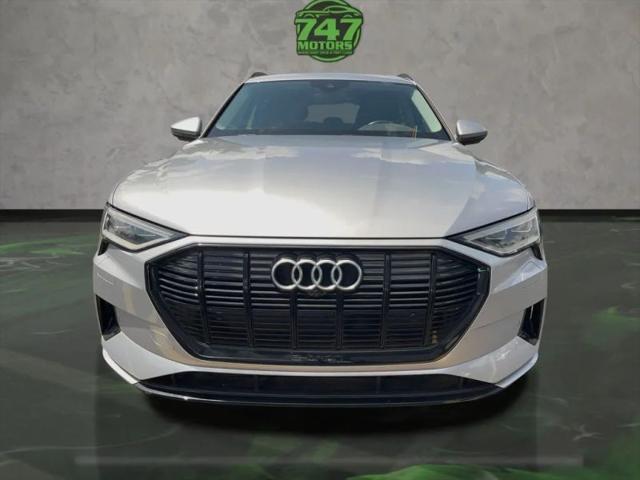 2021 Audi e-tron Premium quattro