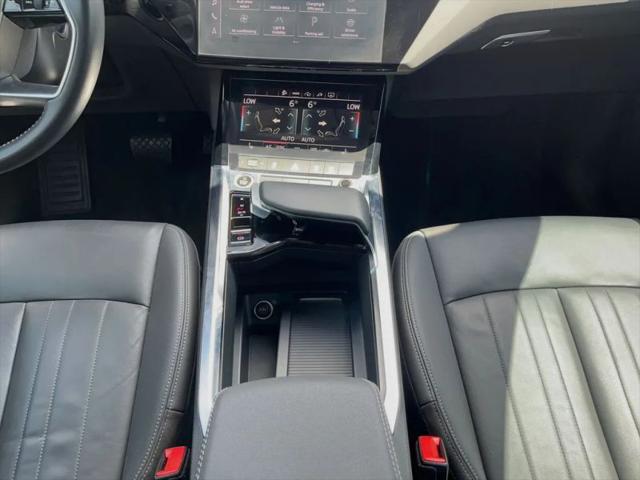 2021 Audi e-tron Premium quattro