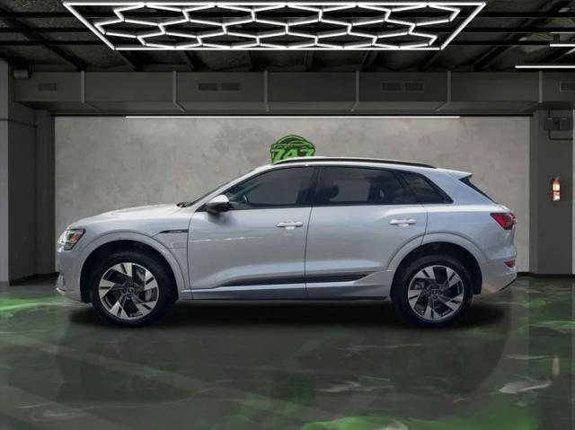 2021 Audi e-tron Premium quattro